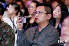 常宏設計師侯俊晨、王飛—— “CCFA新消費論壇-2019中國特許加盟大會”交流學習